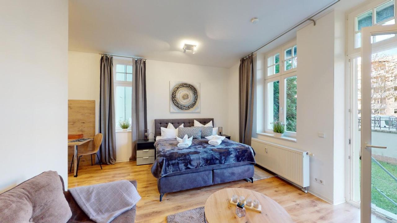 Sweethome - Business-Apartment Mit Kueche, Terrasse, Stellplatz Magdeburg Exterior photo