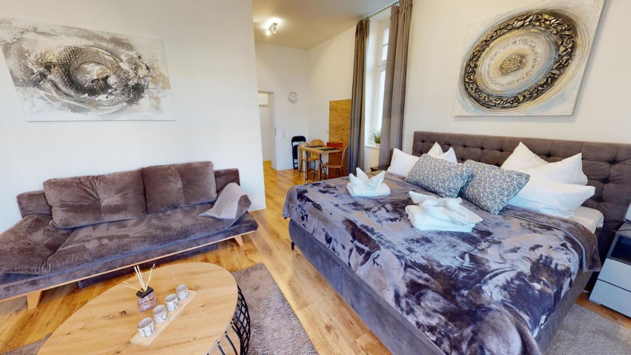 Sweethome - Business-Apartment Mit Kueche, Terrasse, Stellplatz Magdeburg Exterior photo